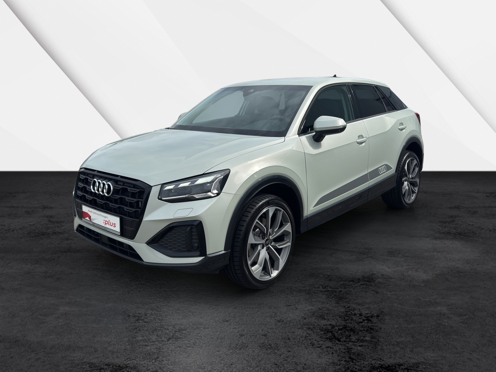 Q2 35 TFSI S-tronic advanced black AHK Matrix-LED Navi Plus