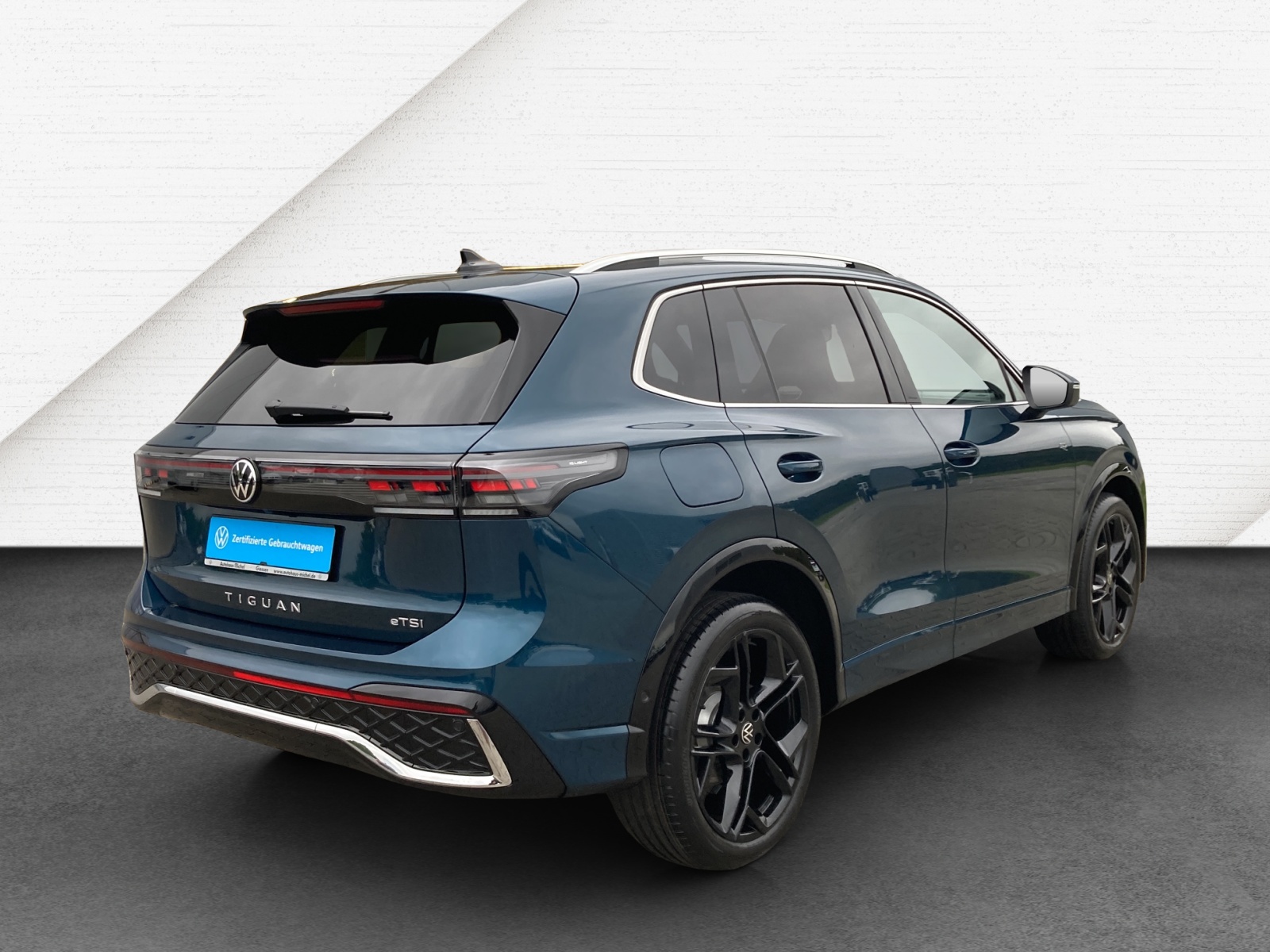 Tiguan eTSI DSG R-Line AHK DCC Head-Up ErgoActive