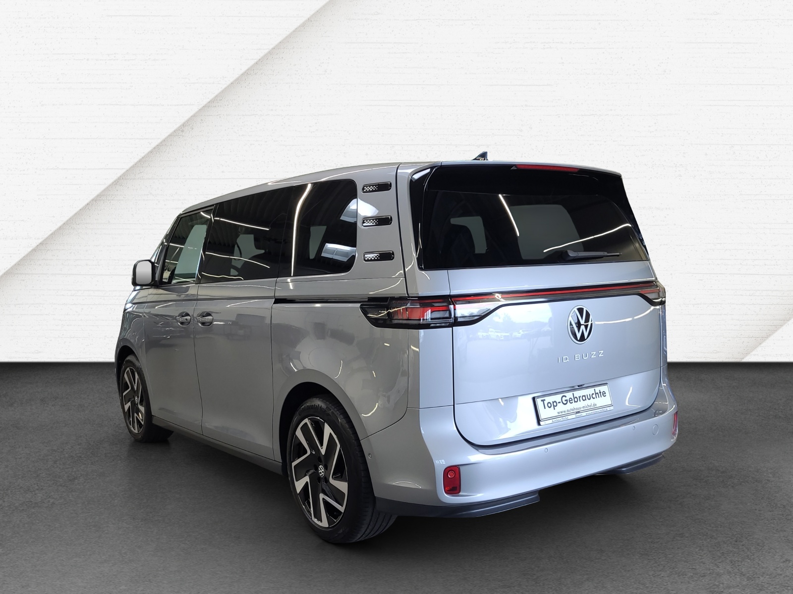 ID. Buzz Pro 150 kW/77kWh IQ-Light Infotainmentpaket AHK