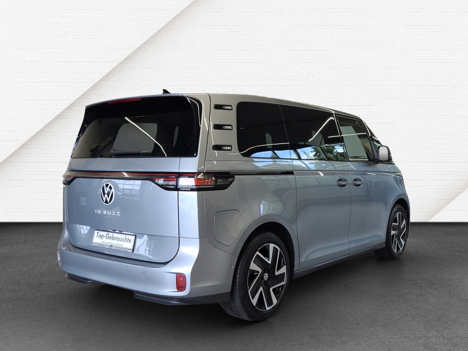 ID. Buzz Pro 150 kW/77kWh IQ-Light Infotainmentpaket AHK