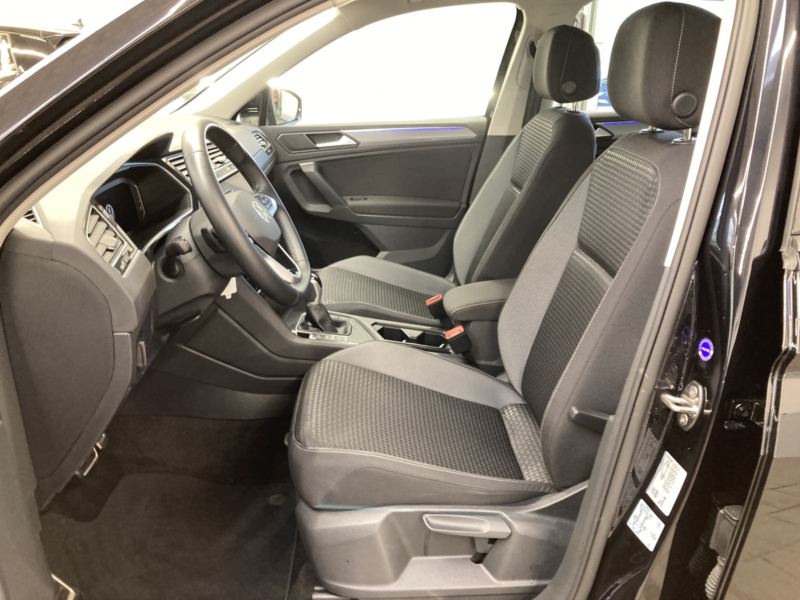 Tiguan TSI Plugin-Hybrid DSG Active LED Navi TravelAssist