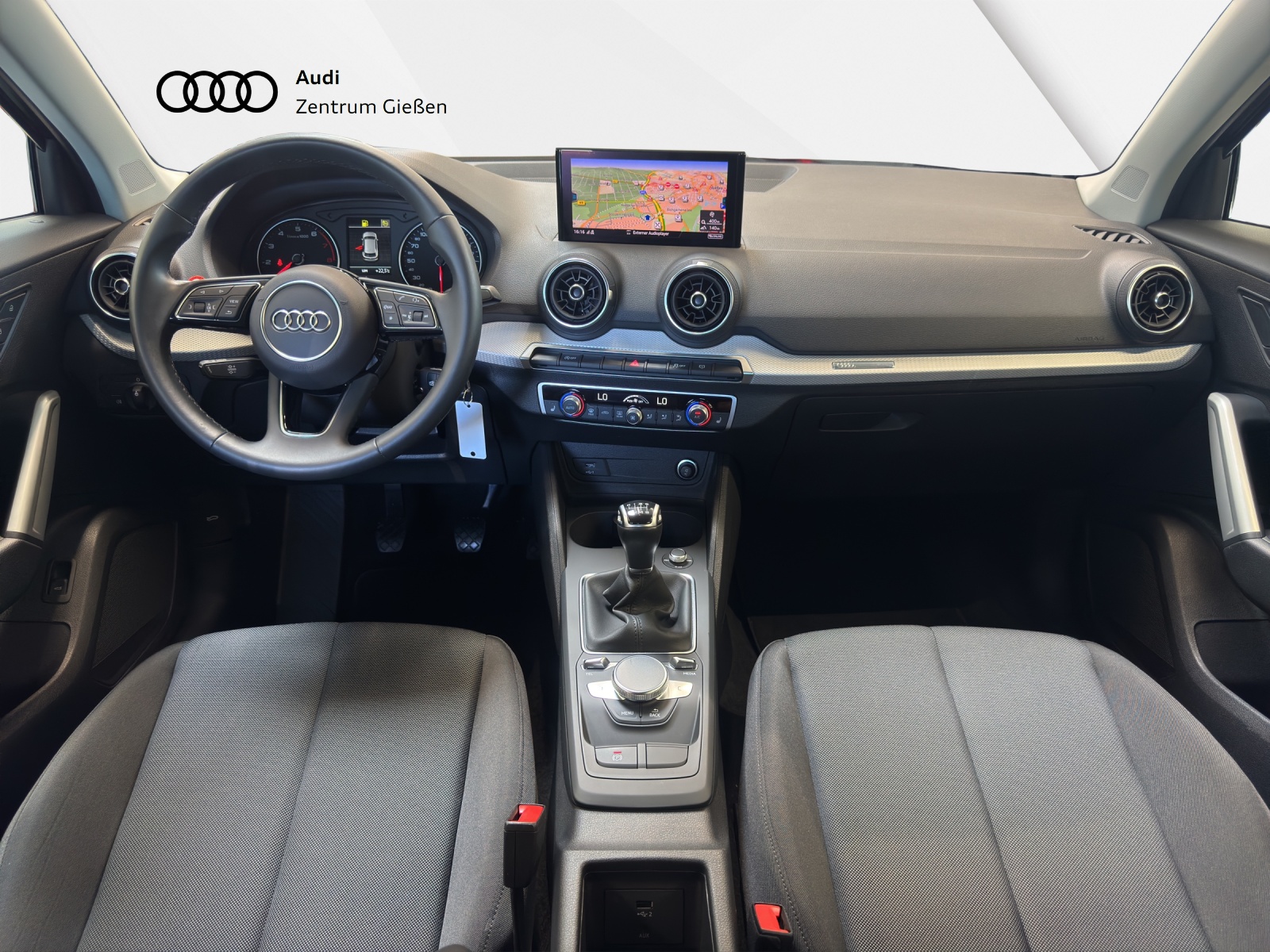 Q2 30 TFSI advanced Navi LED Sitzheizung