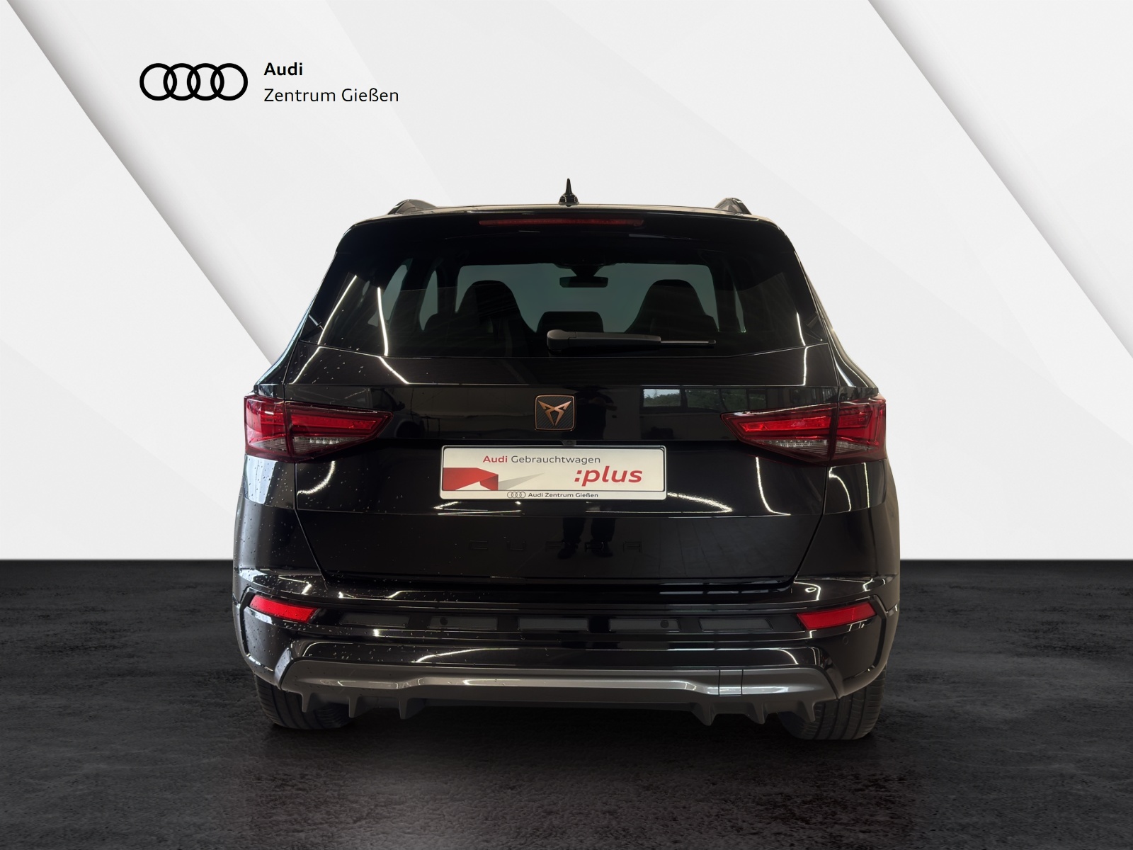 Ateca 2.0 TSI 4Drive DSG AHK ACC Navi