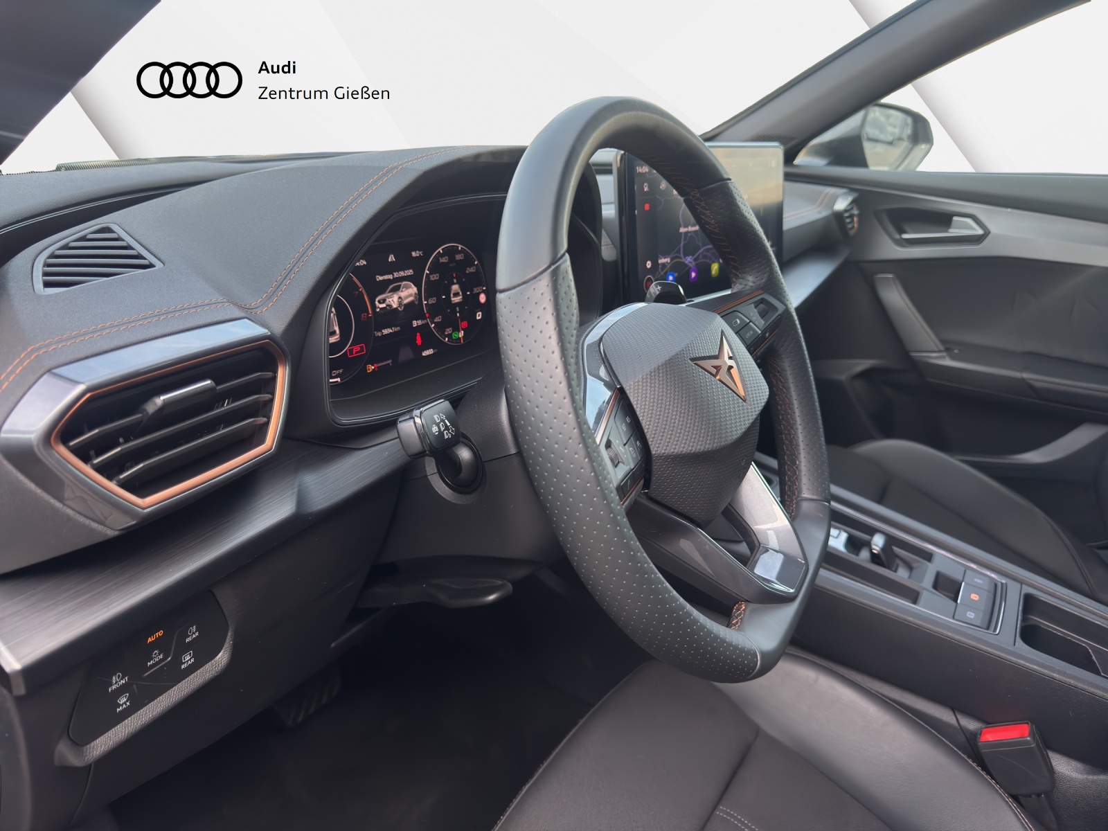 Formentor 1.5 TSI DSG ACC 360 °Kamera BeatsAudio Navi LED