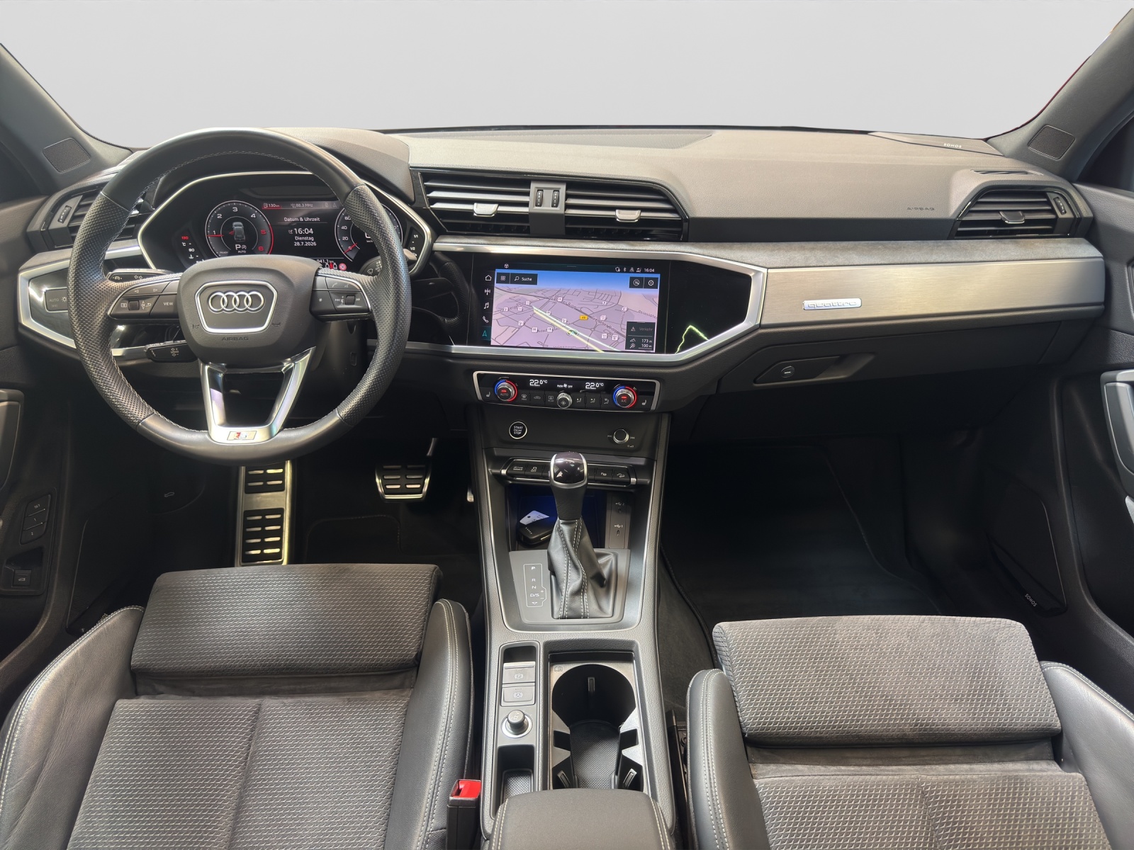 Q3 40 TDI quattro S line Pano SONOS Matrix-LED Standheizung Navi