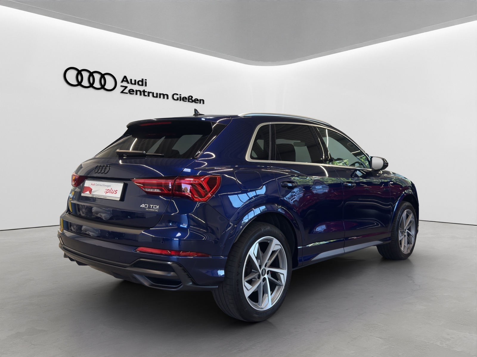 Q3 40 TDI quattro S line Pano SONOS Matrix-LED Standheizung Navi