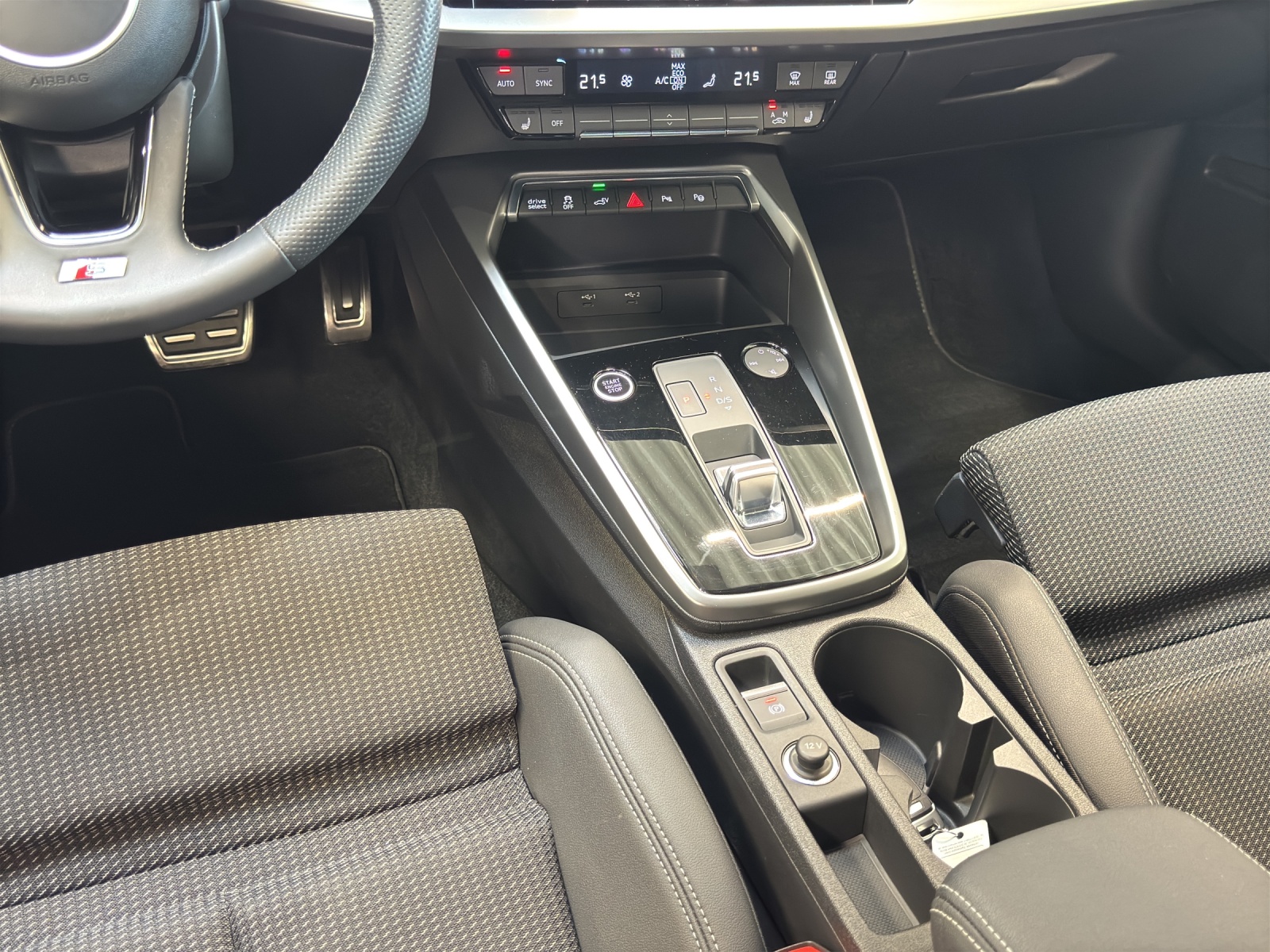 A3 Sportback 45 TFSI e S line Black Kamera Navi LED