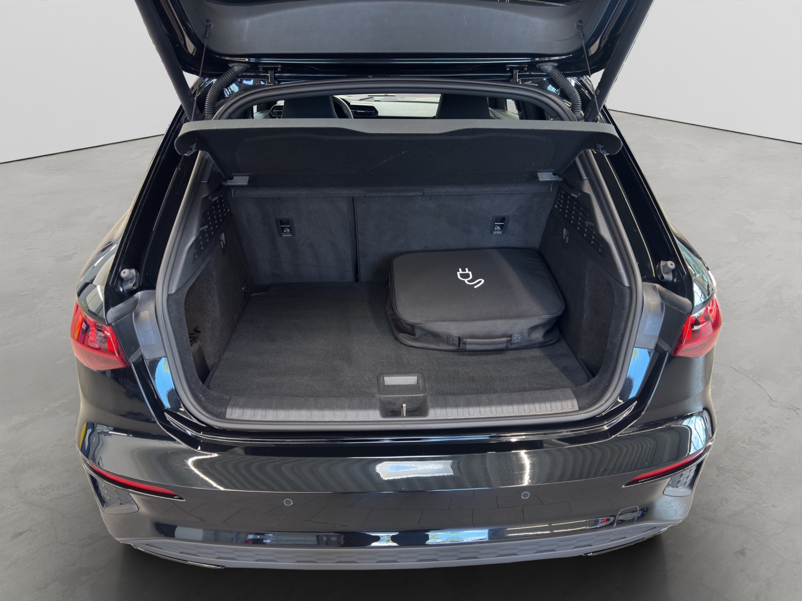 A3 Sportback 45 TFSI e S line Black Kamera Navi LED
