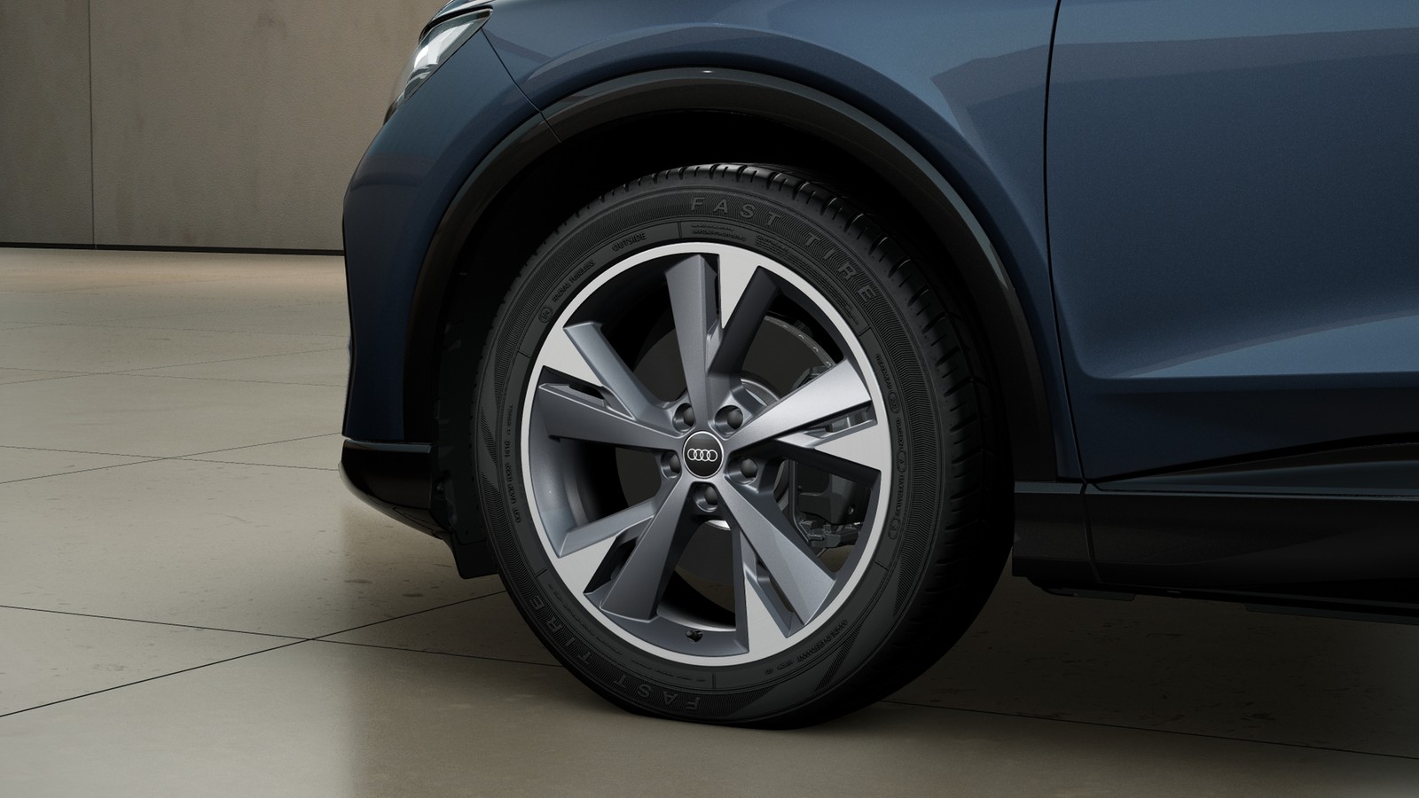 Q4 SUV e-tron 150 kW UPE 55025 AHK, Tech, Wärmepumpe, El. Heckklappe