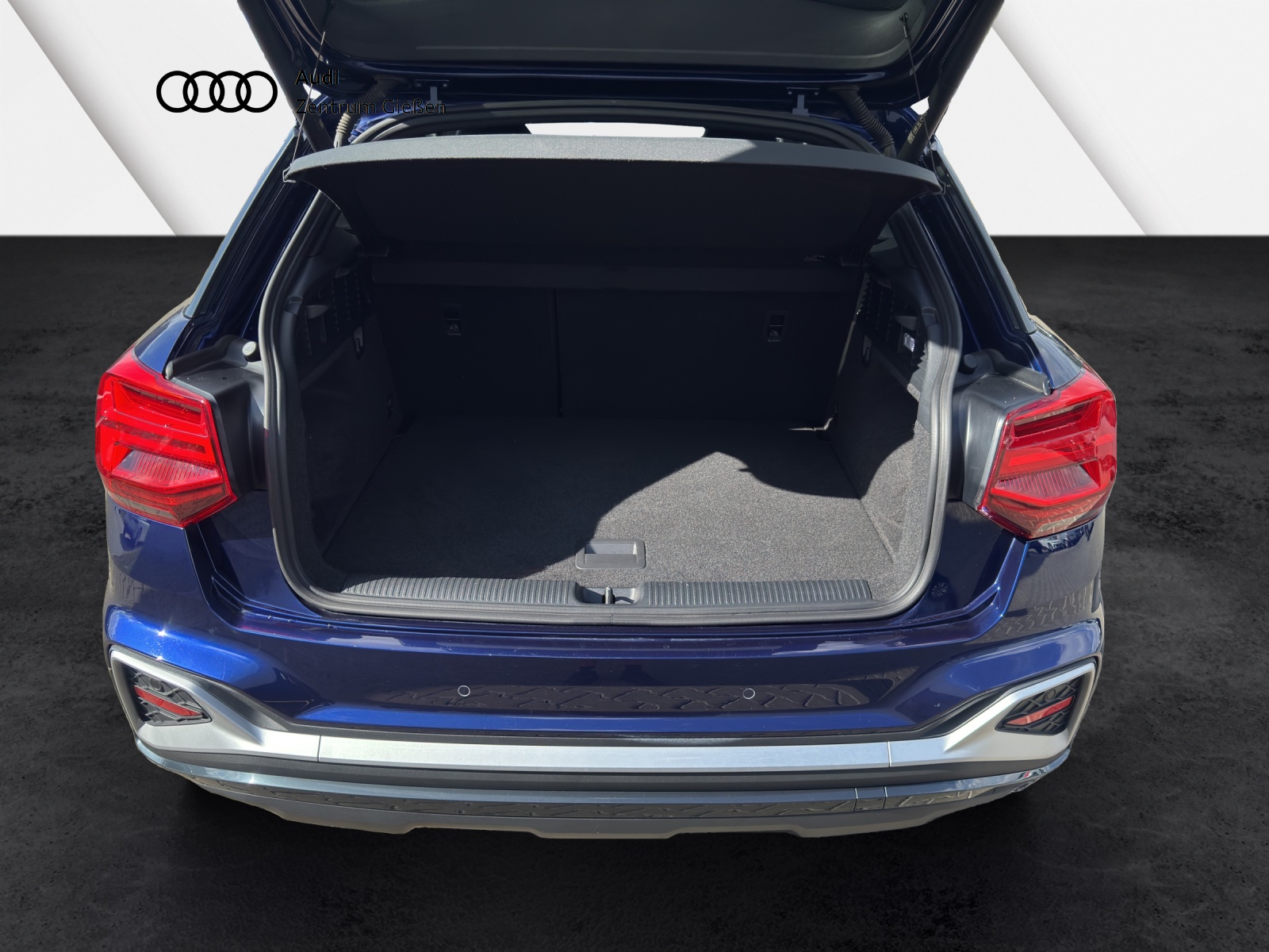Q2 35 TFSI S line MATRIX MMI Navi plus