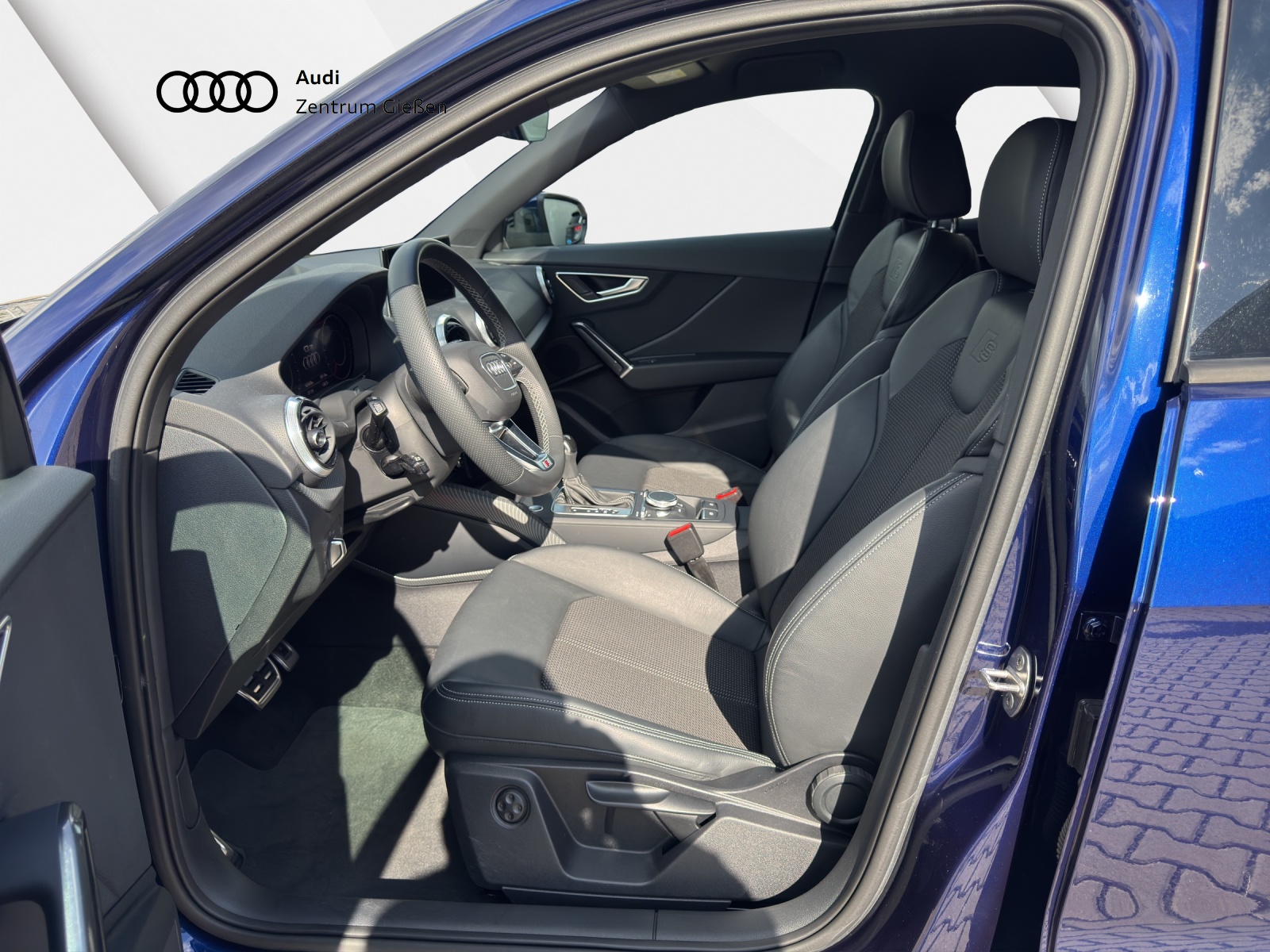 Q2 35 TFSI S line MATRIX MMI Navi plus