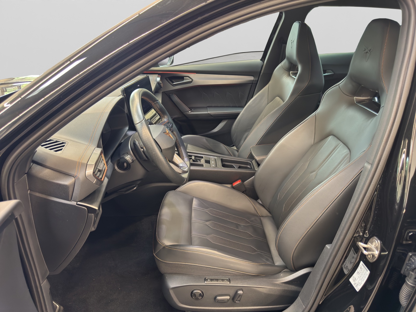 Formentor 2.0 TSI 4Drive DSG VZ AHK Beats Matrix-LED Navi