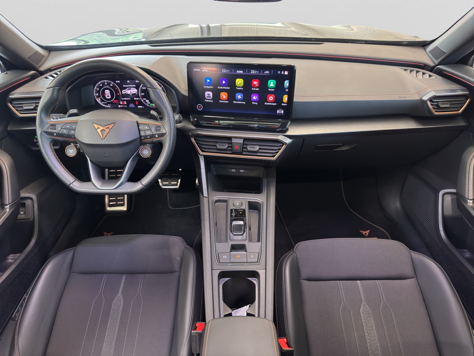 Formentor 2.0 TSI DSG 4Drive VZ Pano Matrix ACC DCC Navi