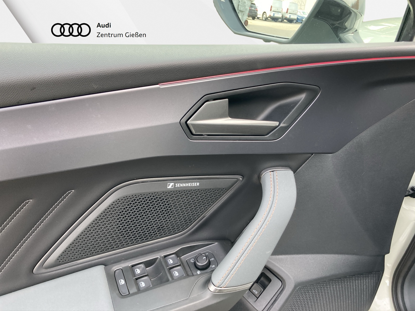 Leon Sportstourer 2.0 TSI VZ Extreme AKEBONO Pano AHK Navi