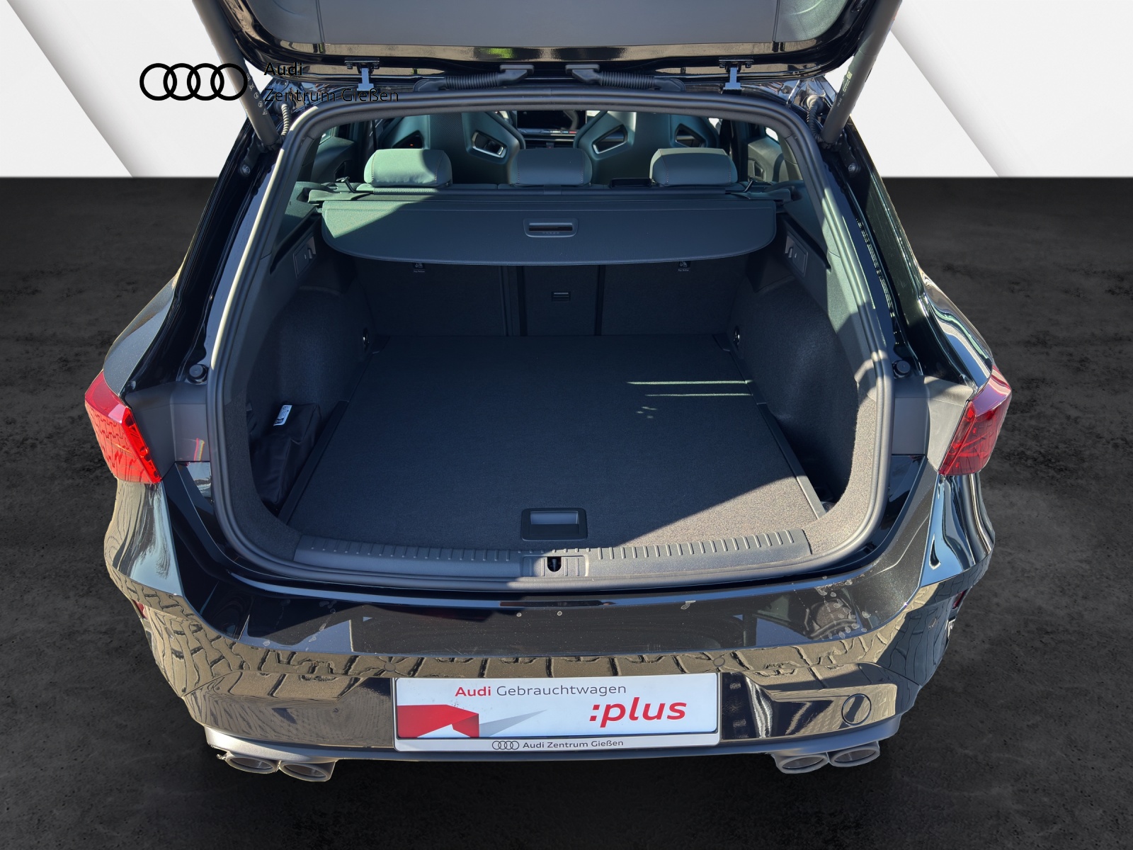 Leon Sportstourer 2.0 TSI VZ Extreme AKEBONO Pano AHK Navi