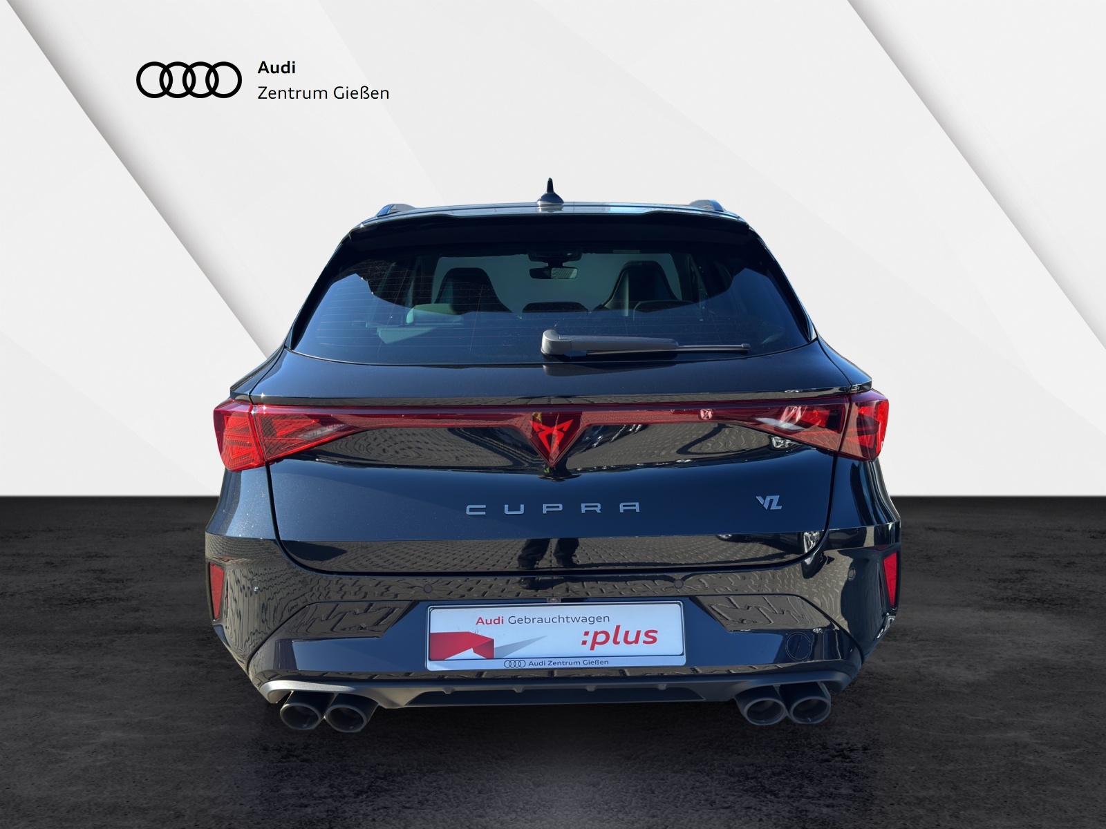 Leon Sportstourer 2.0 TSI VZ Extreme AKEBONO Pano AHK Navi