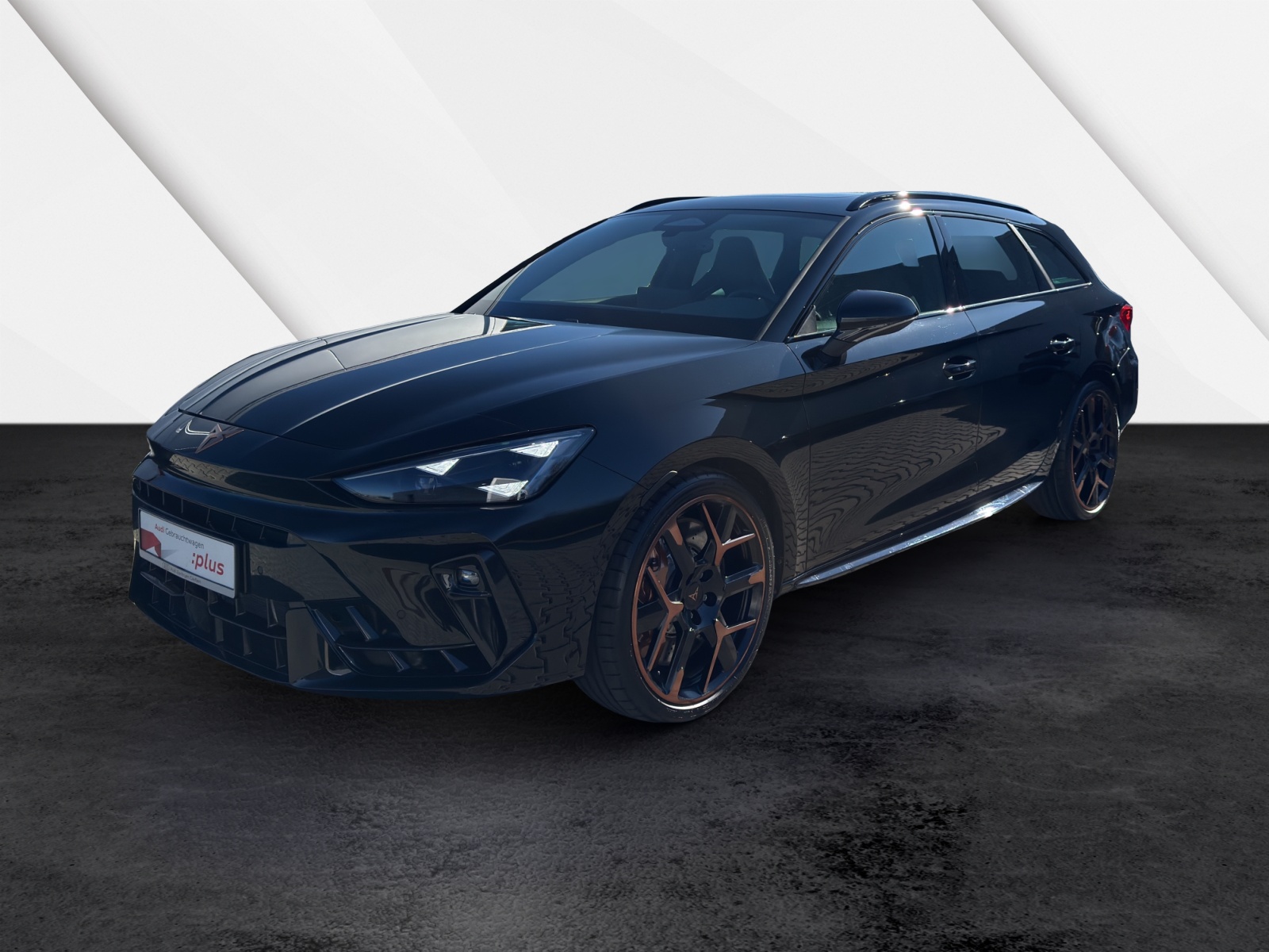 Leon Sportstourer 2.0 TSI VZ Extreme AKEBONO Pano AHK Navi