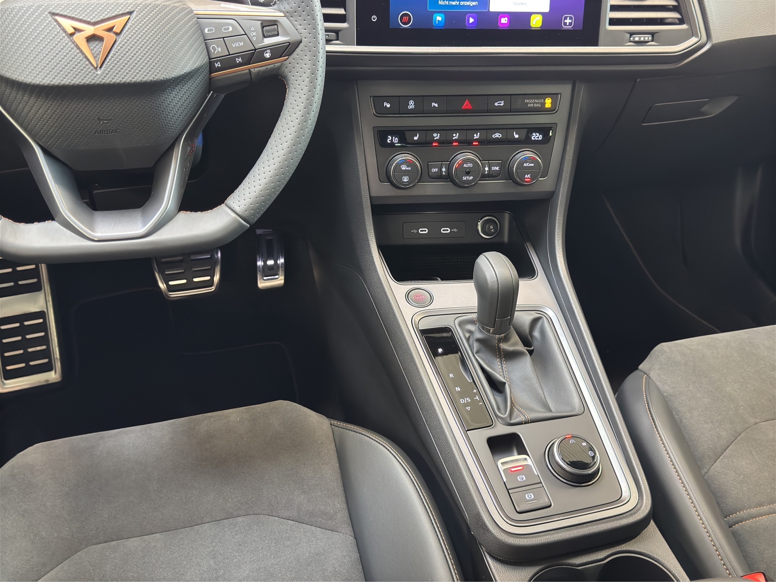 Ateca 1.5 TSI DSG AHK ACC Kamera Navi