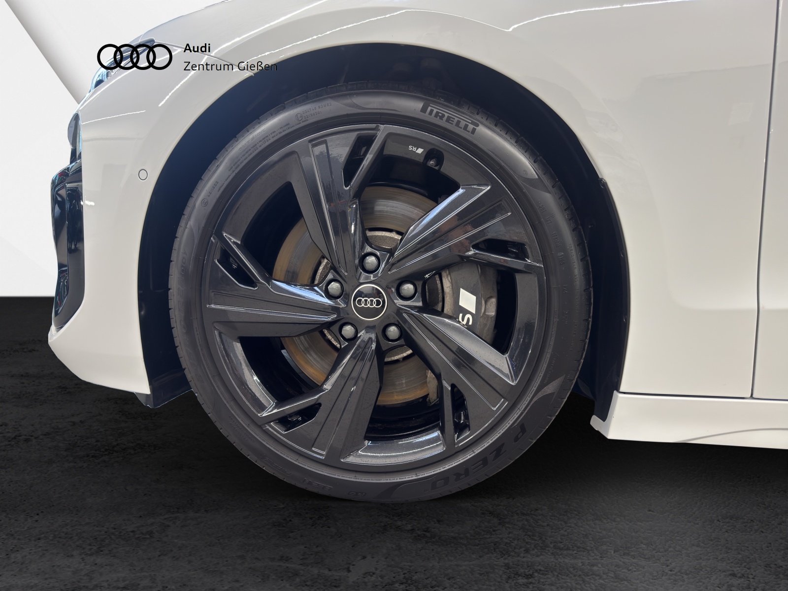 S6 e-tron Sportback quattro Black B&O Tech pro