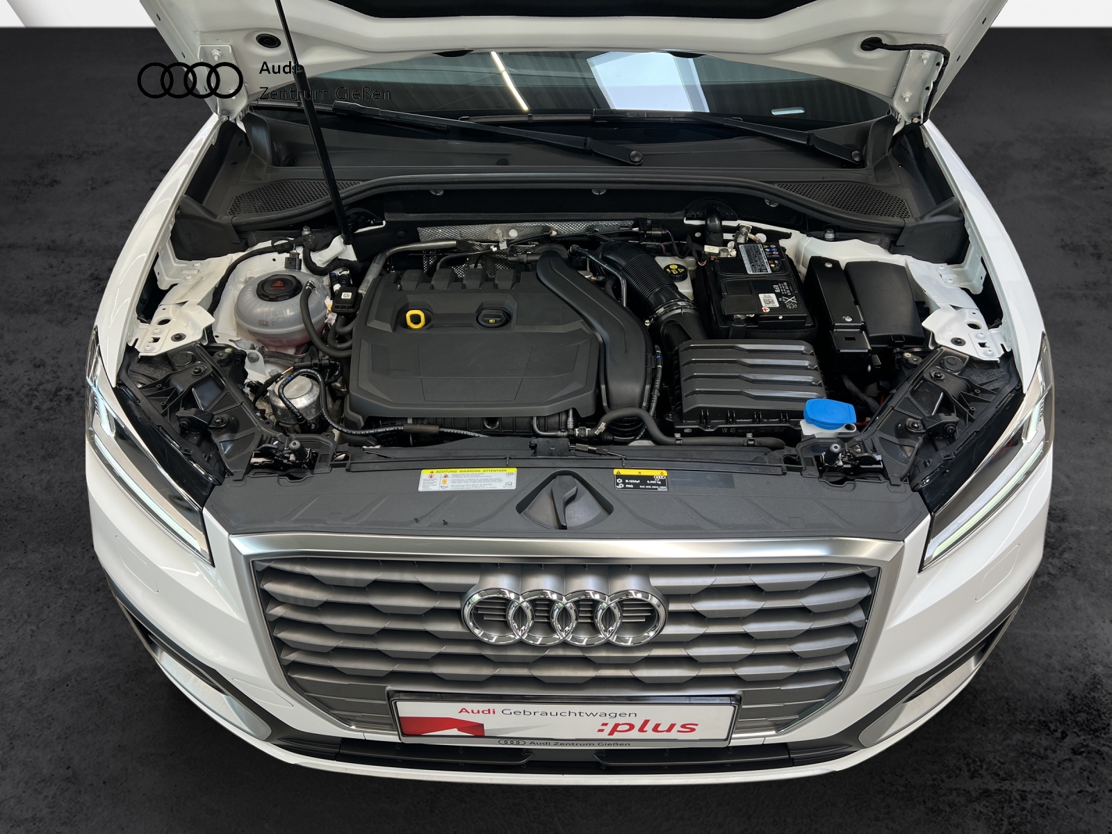 Q2 35 TFSI sport MMI Navi AHK LED