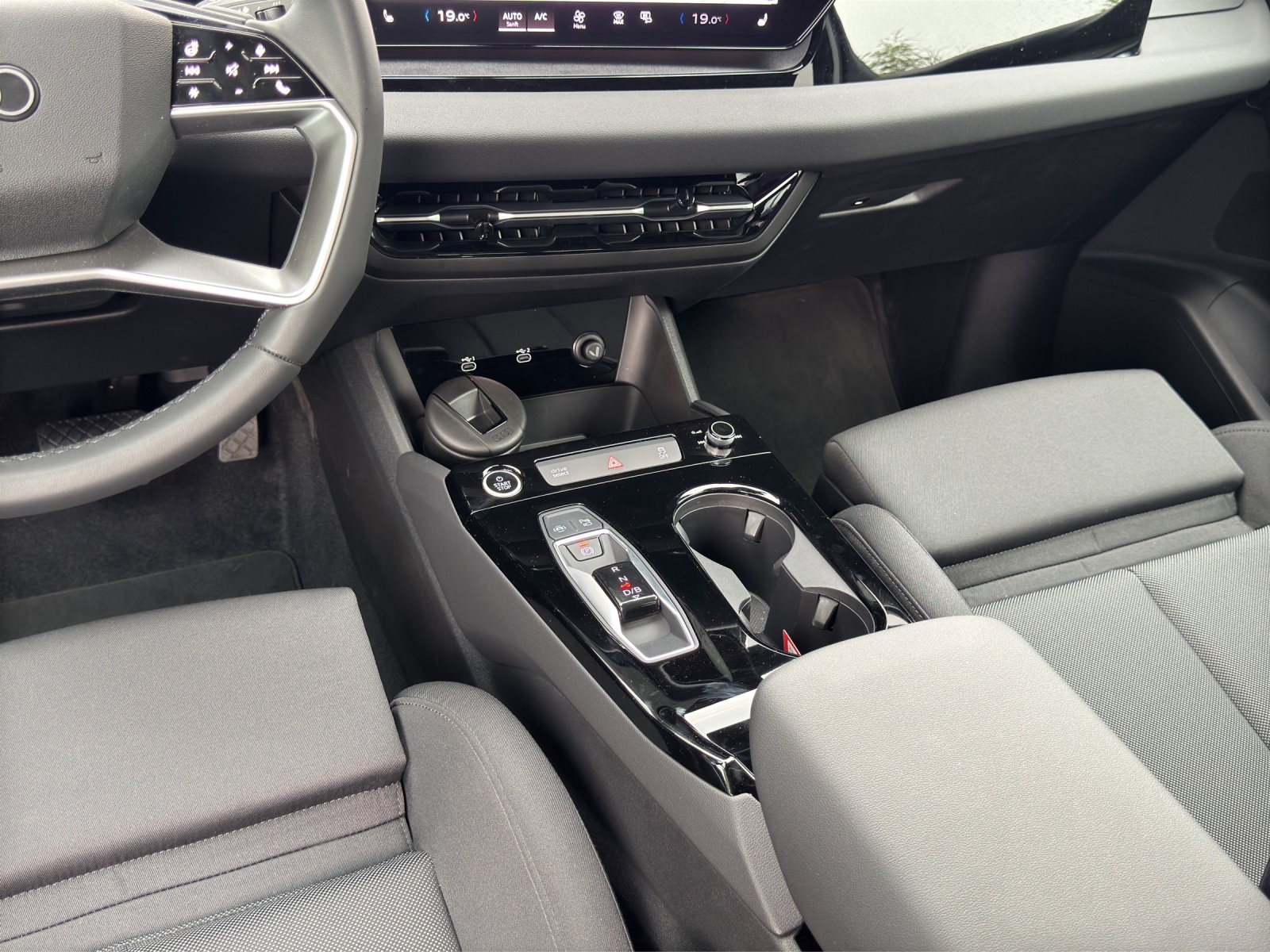 Q6 e-tron quattro 285 kW Tech AHK 360°Kamera