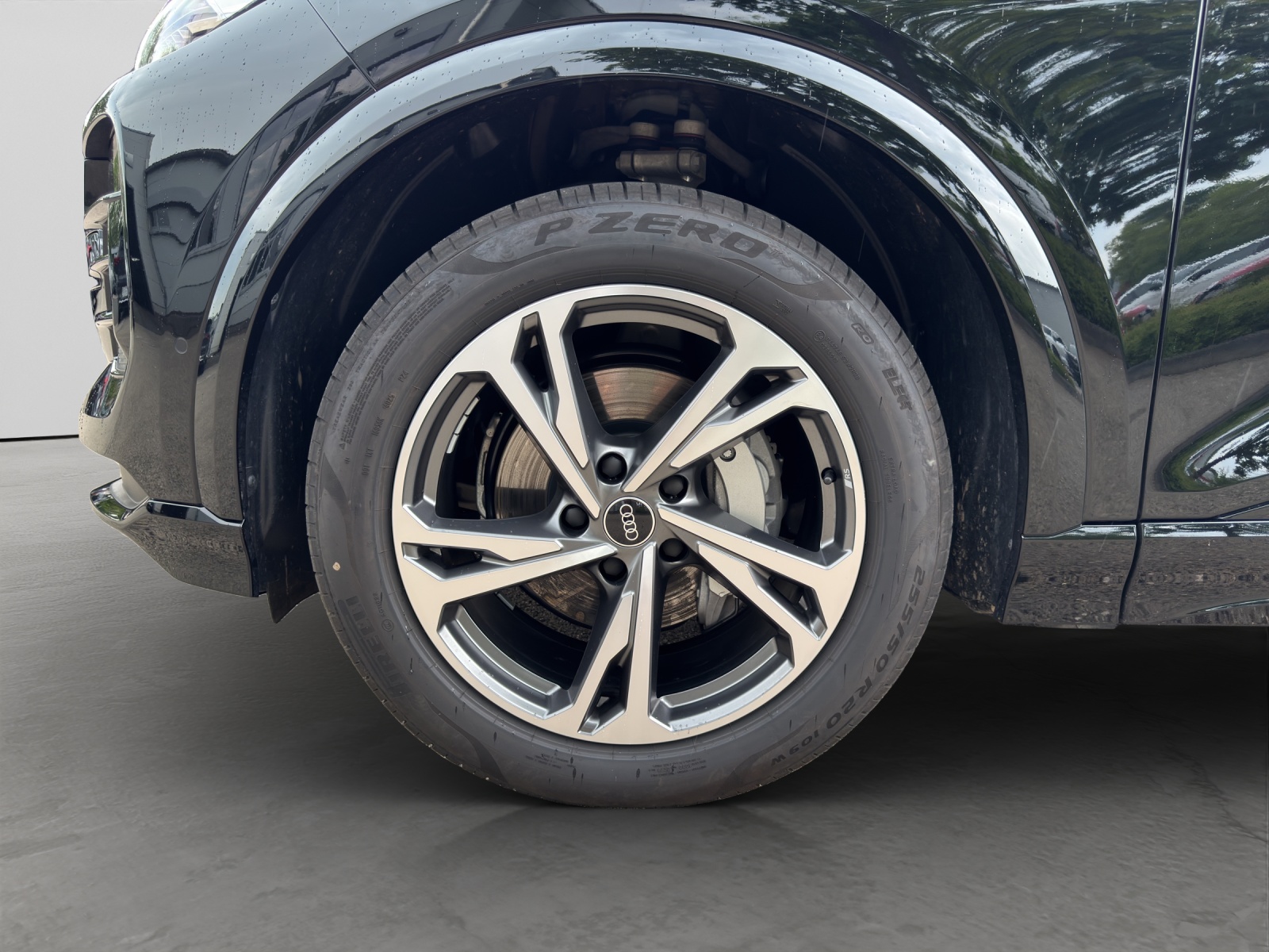 Q6 e-tron quattro 285 kW Tech AHK 360°Kamera