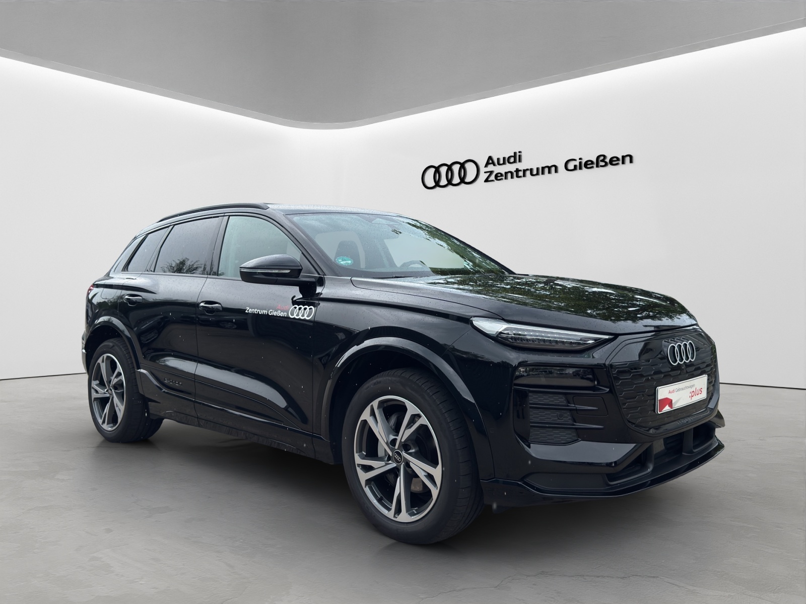 Q6 e-tron quattro 285 kW Tech AHK 360°Kamera