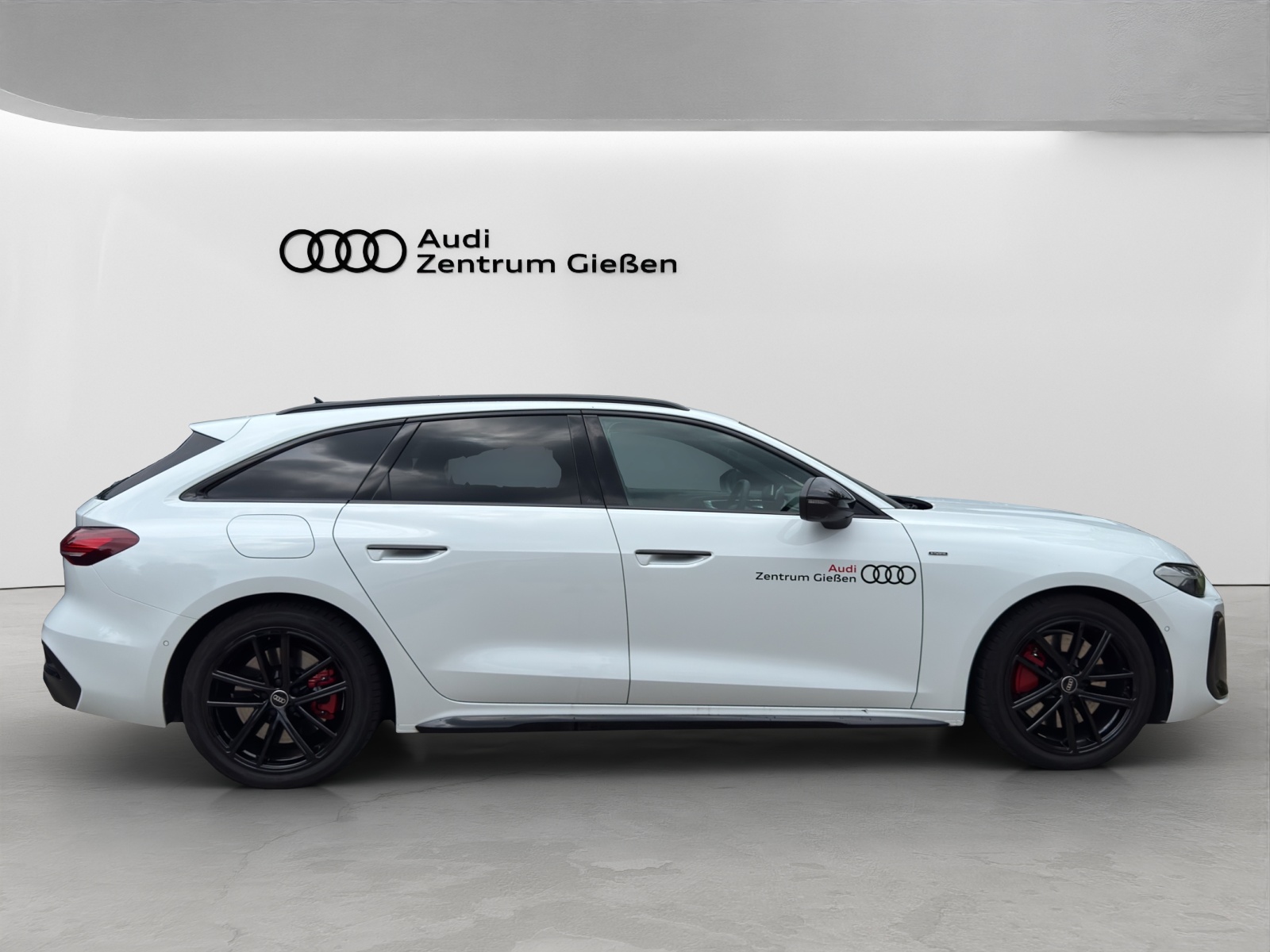 A5 Avant TFSI e-hybrid quattro S line Black B&O AHK Tech plus Matrix