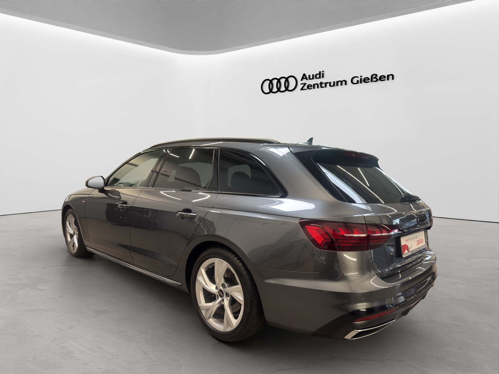 A4 Avant 40 TFSI quattro S line Black Kamera LED