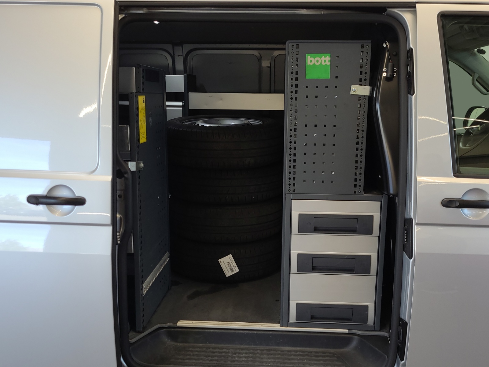 T6 Transporter Kasten 6.1 TDI Klima Navi Standheizung GRA