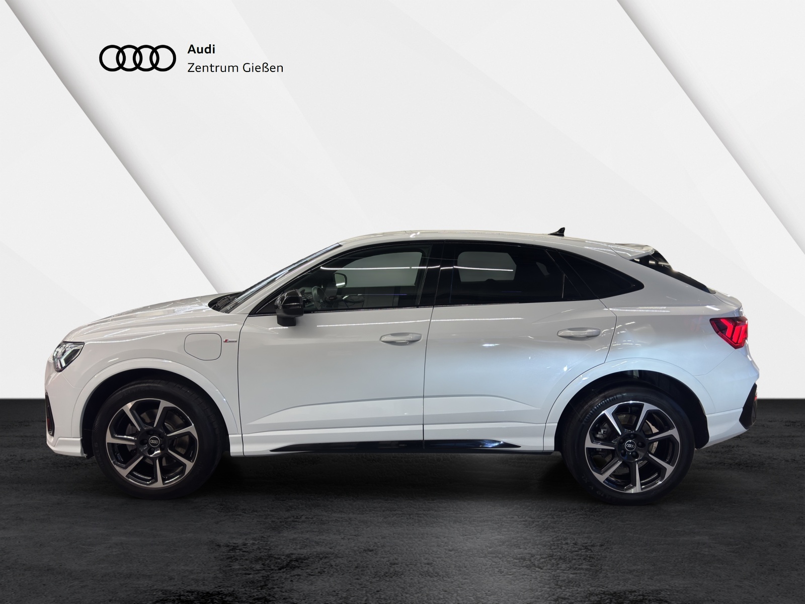 Q3 Sportback 45 TFSI e S line Black Assistenzpaket Navi