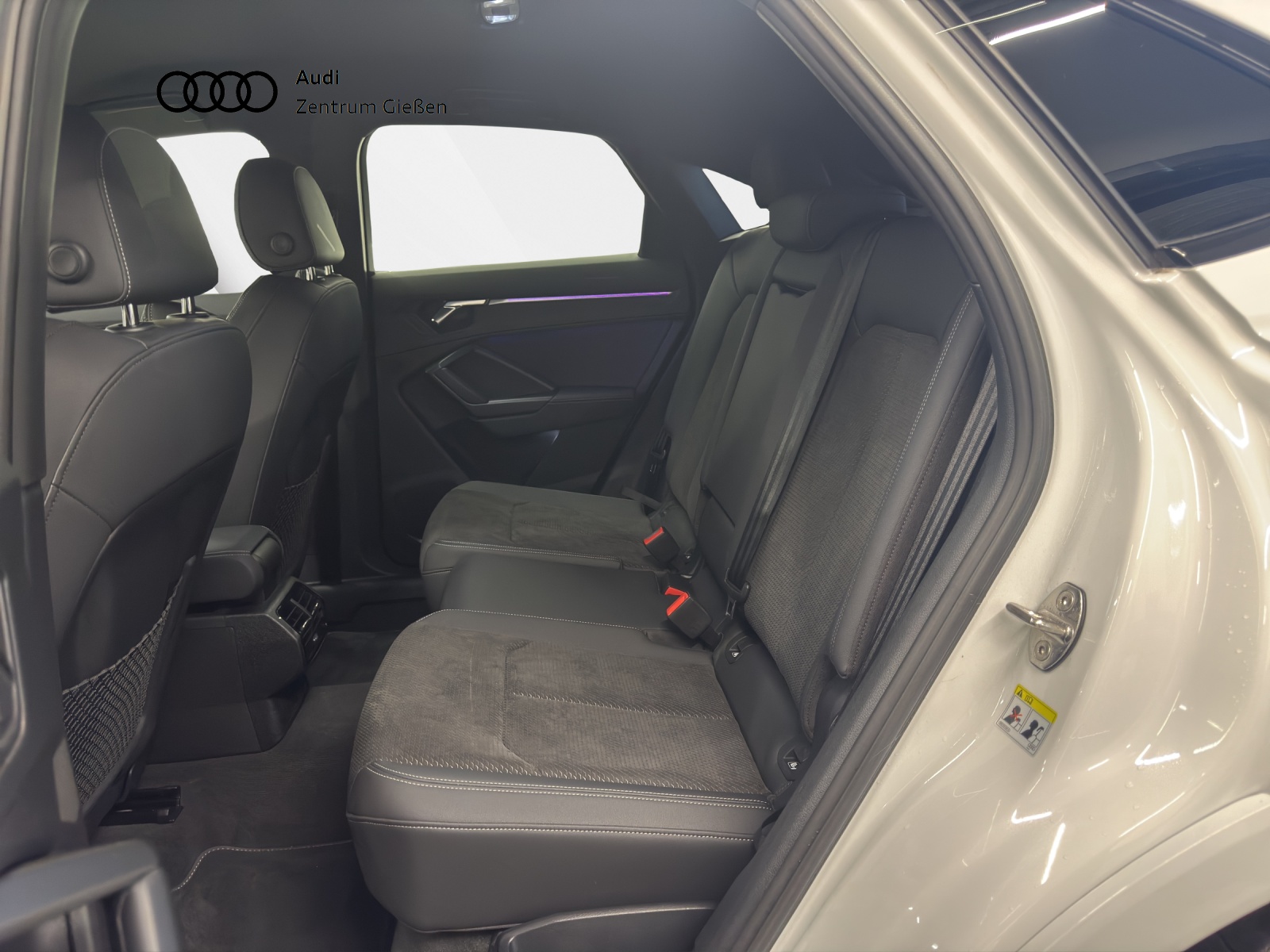 Q3 Sportback 45 TFSI e S line Black Assistenzpaket Navi