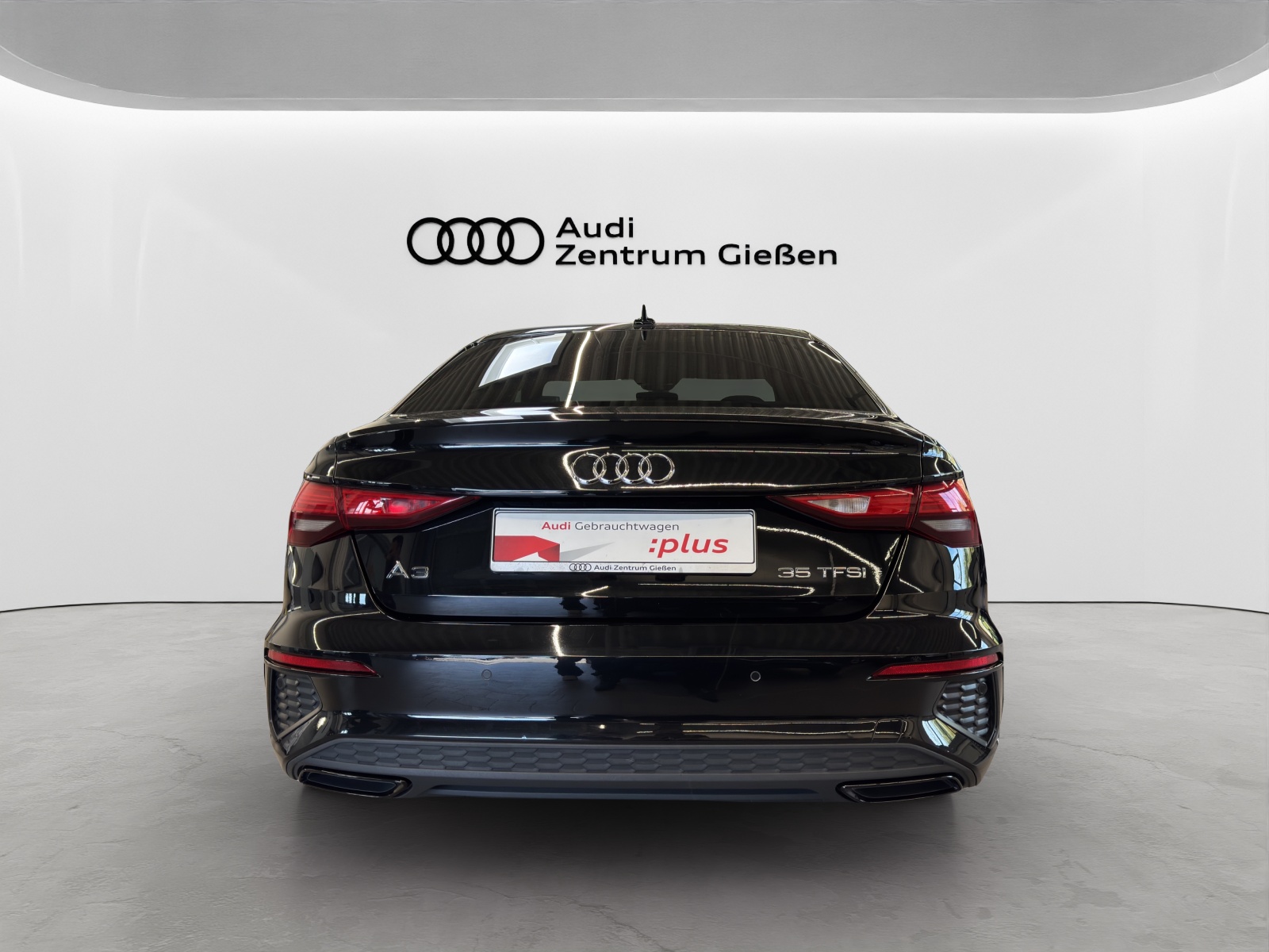 A3 Limousine 35 TFSI S-tronic S line Black Navi