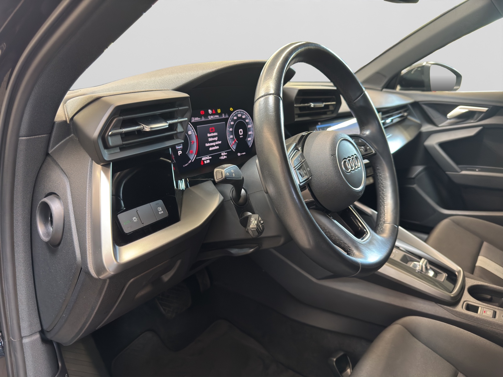 A3 Limousine 35 TFSI S-tronic S line Black Navi