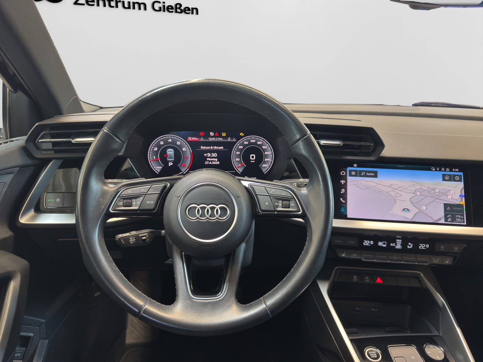 A3 Limousine 35 TFSI S-tronic S line Black Navi