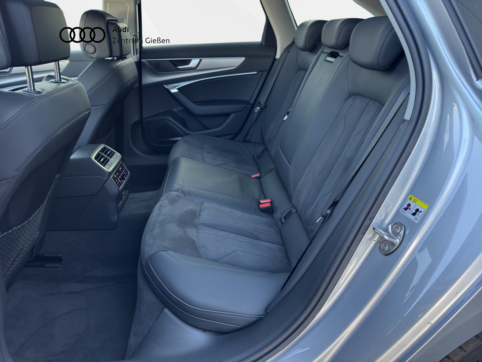 A6 Avant 45 TFSI quattro sport B&O Pano AHK 360°Kamera