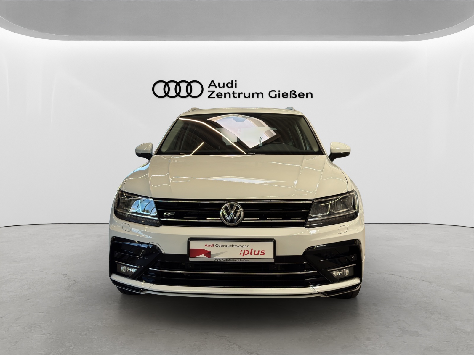 Tiguan TDI DSG 4Motion Highline R-line AHK ACC DCC Kamera Navi