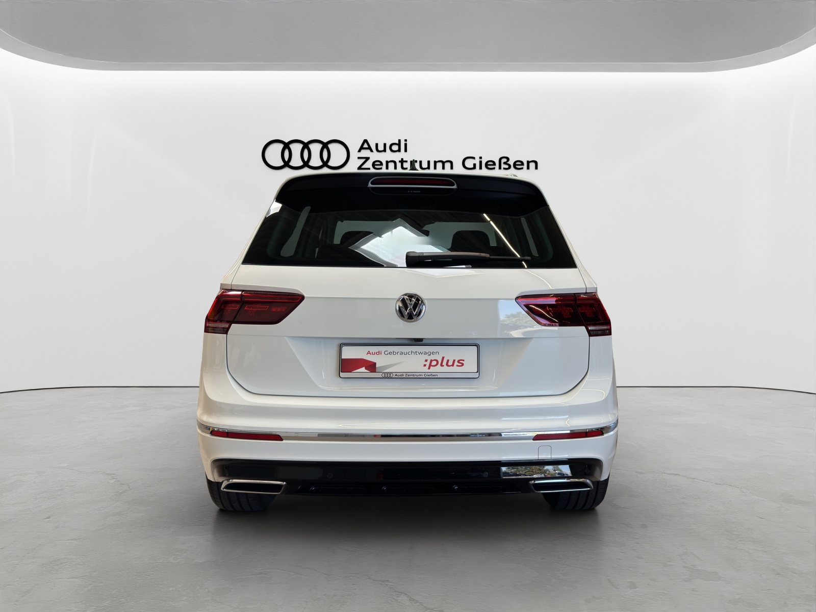 Tiguan TDI DSG 4Motion Highline R-line AHK ACC DCC Kamera Navi