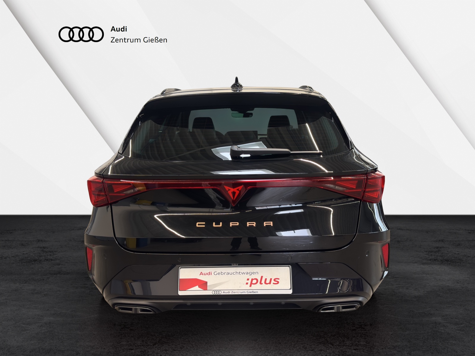 Leon Sportstourer 1.5 eTSI DSG EDGE AHK LED ACC Kamera