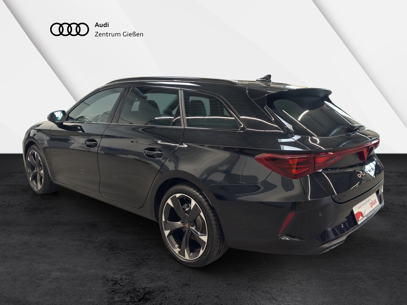 Leon Sportstourer 1.5 eTSI DSG EDGE AHK LED ACC Kamera