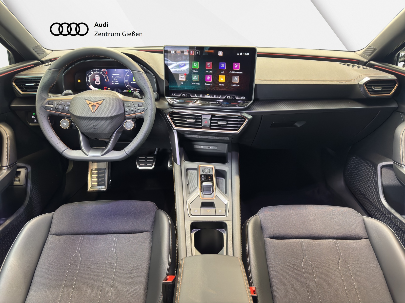 Leon Sportstourer 1.5 eTSI DSG EDGE AHK LED ACC Kamera