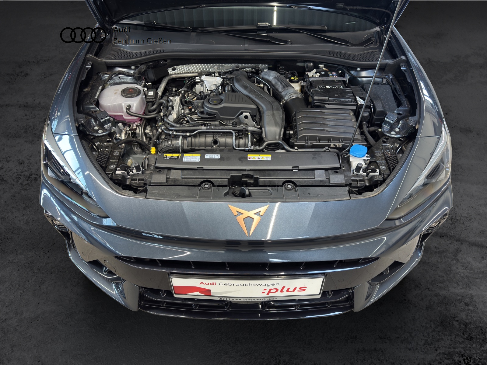 Leon Sportstourer 1.5 eTSI DSG EDGE AHK LED ACC Kamera