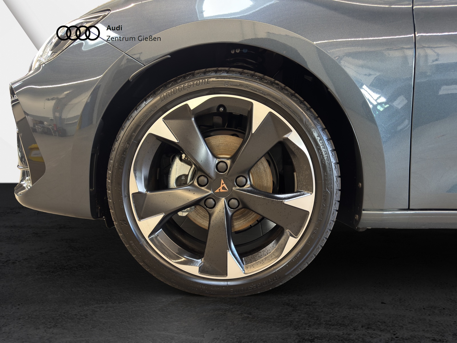 Leon Sportstourer 1.5 eTSI DSG EDGE AHK LED ACC Kamera