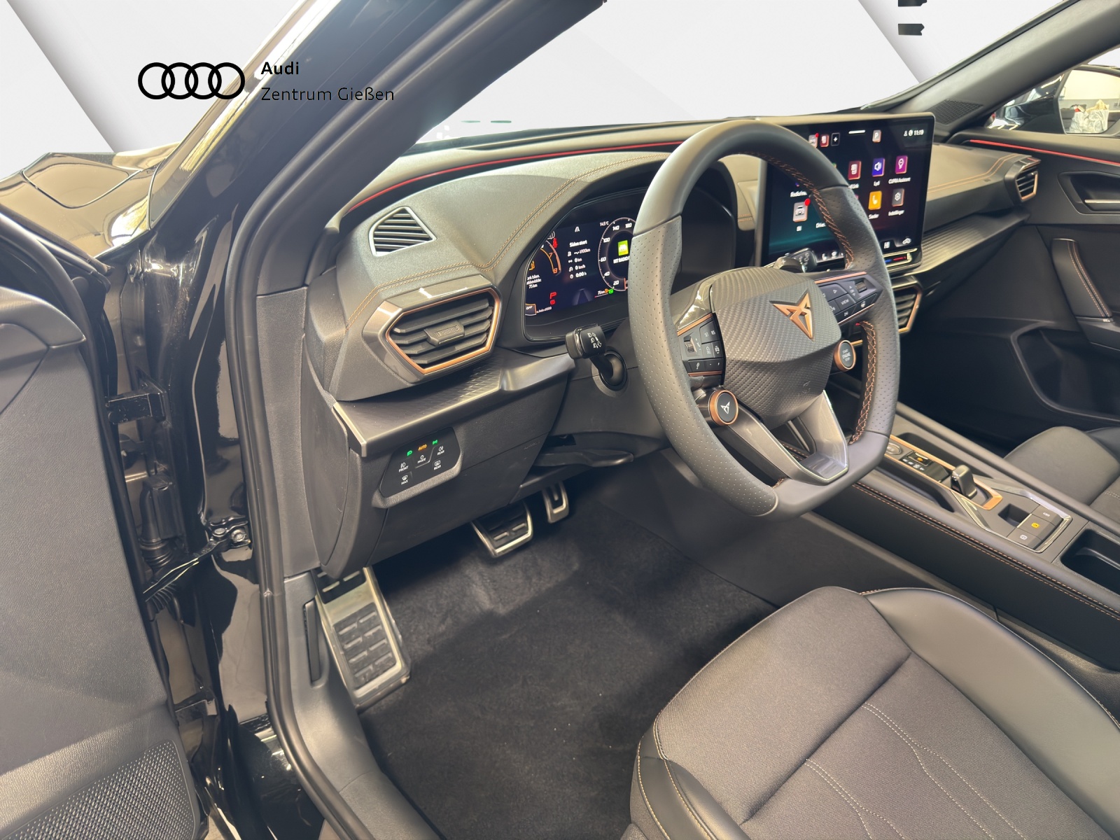 Formentor 1.5 eTSI DSG EDGE AHK ACC LED Kamera