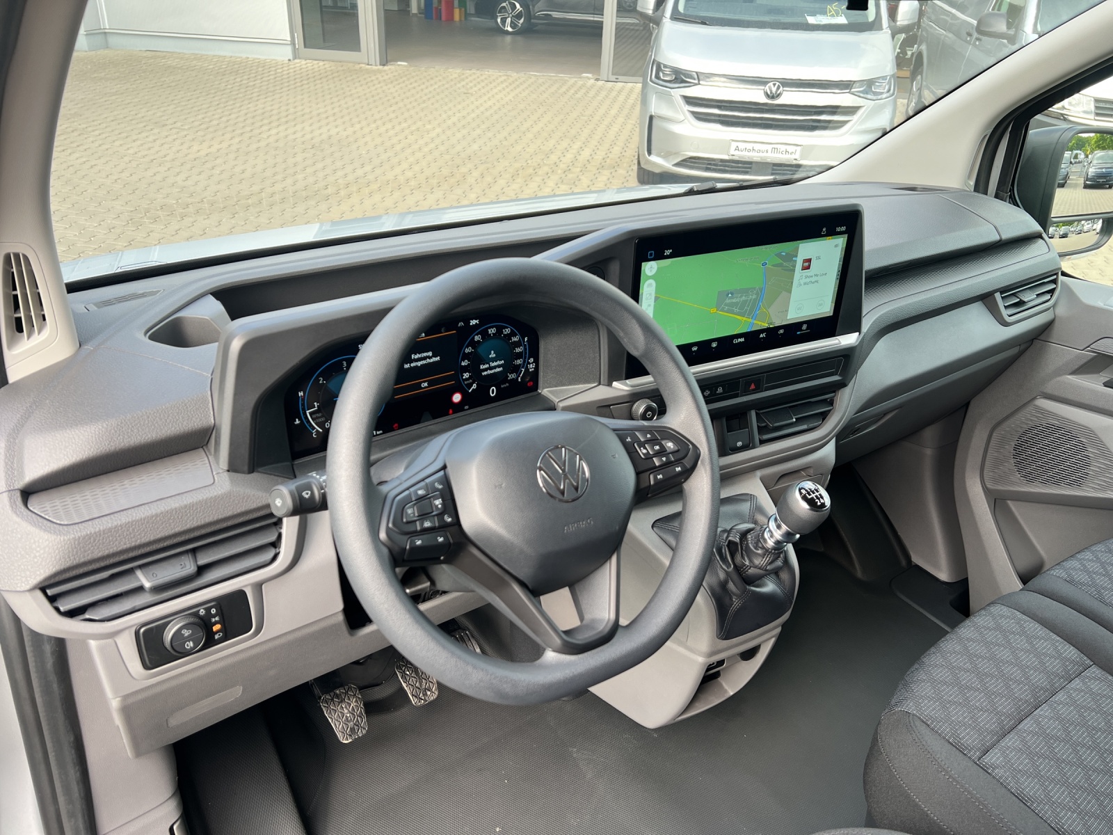 T7 Transporter Kasten 2,0 l TDI LR Klima AHK Navi Exterier Paket