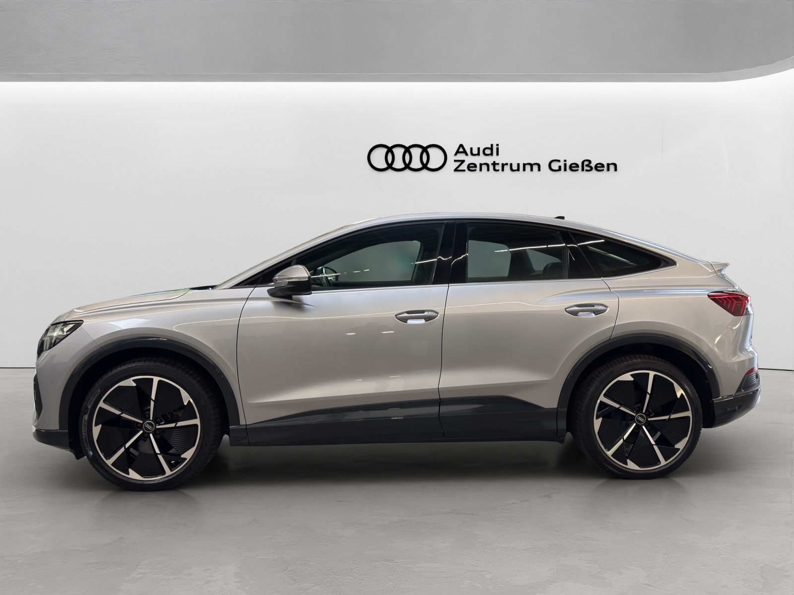Q4 e-tron Sportback 50 quattro SONOS LED Navi Kamera
