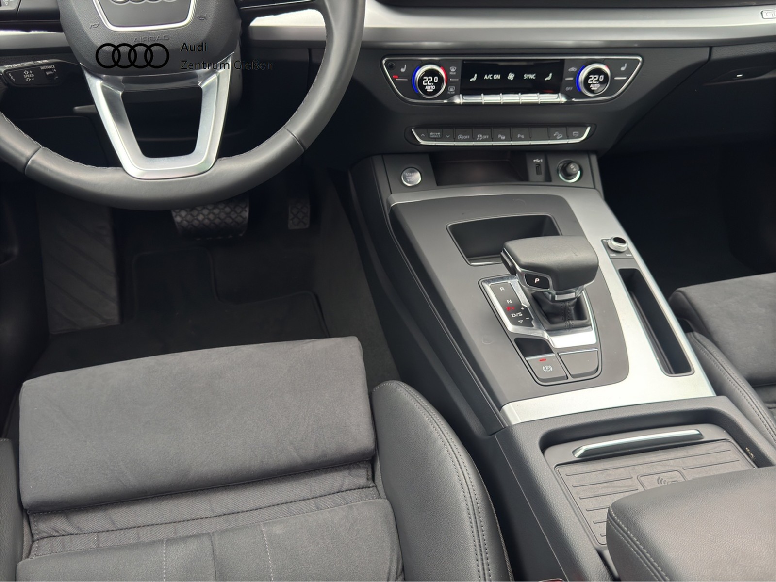 Q5 Sportback 45 TFSI quattro S line Black PANO AHK 360°Kamera