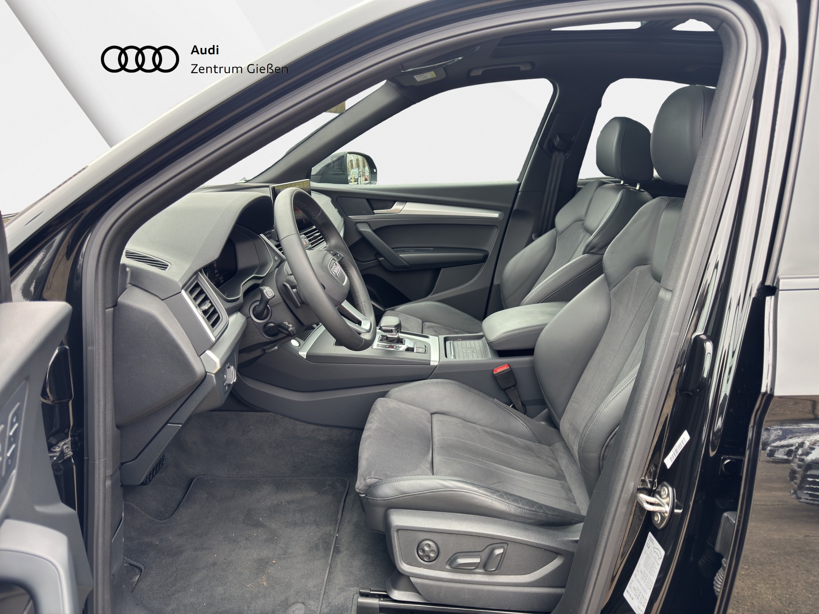 Q5 Sportback 45 TFSI quattro S line Black PANO AHK 360°Kamera