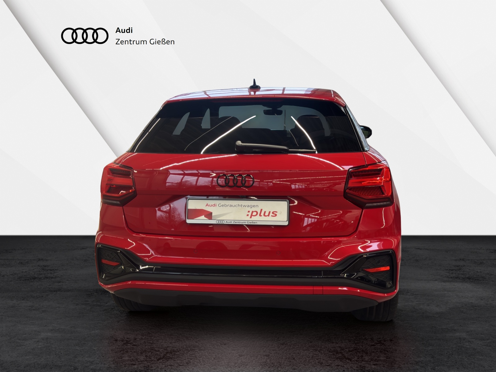 Q2 35 TFSI S-tronic S line Black AHK Matrix Navi