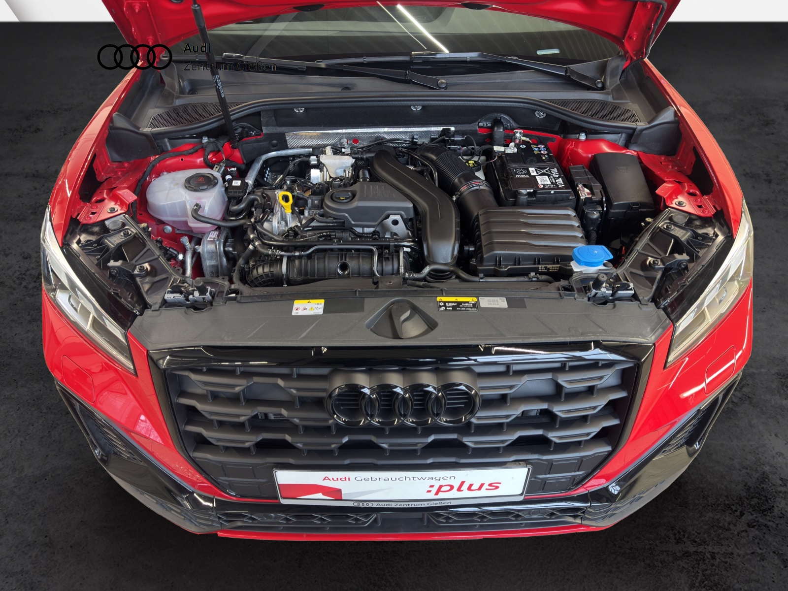 Q2 35 TFSI S-tronic S line Black AHK Matrix Navi